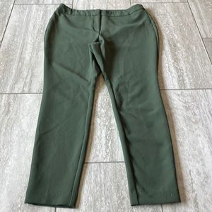 PRELOVED Worthington,size 14,green curvy fit,skinny legs,pants for women